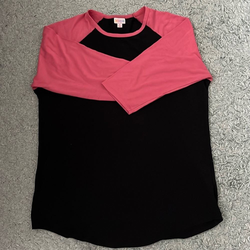 Lularoe Randy T-shirt